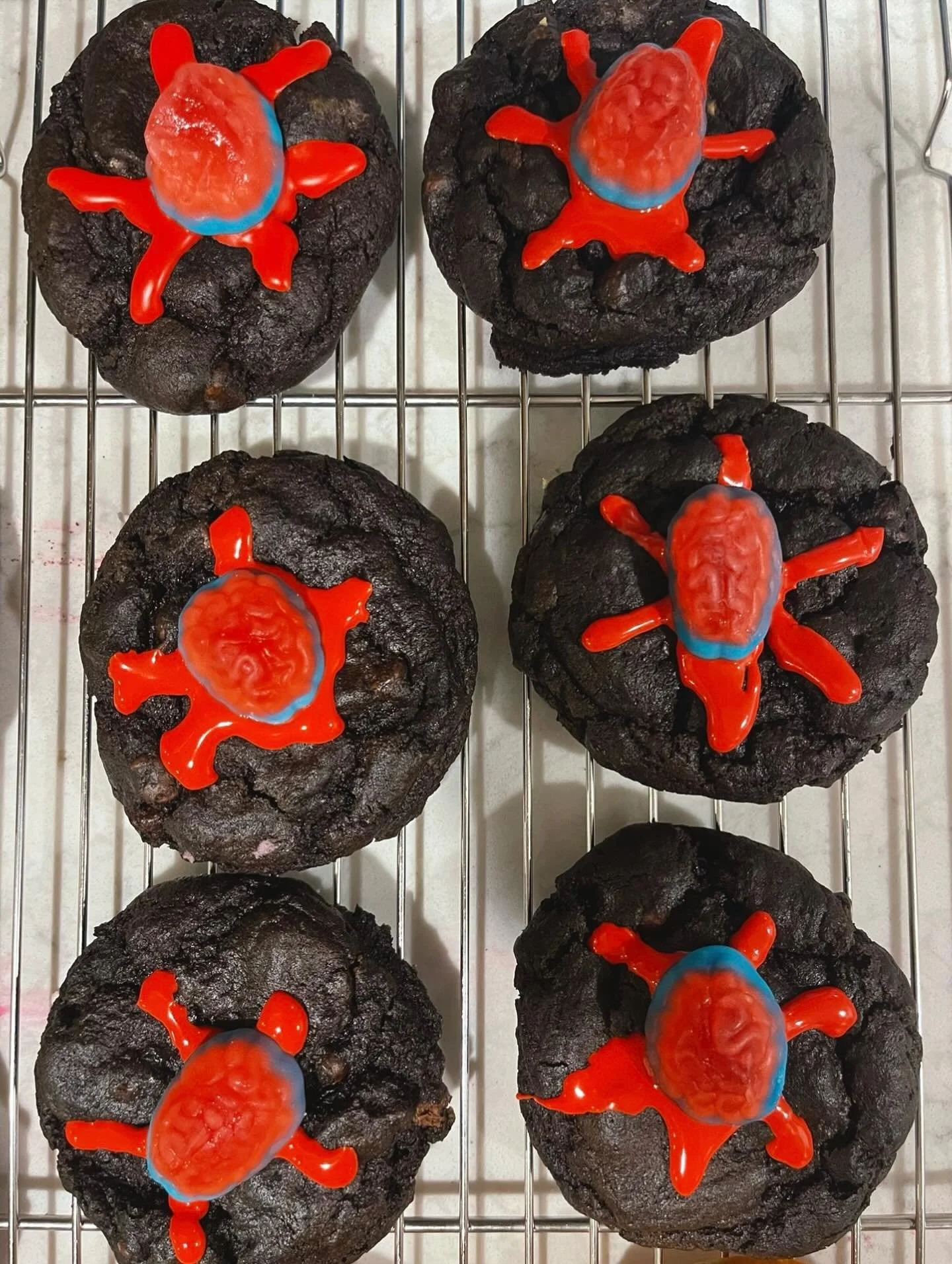 I&rsquo;m patting myself on the back over this double chocolate chip cookie&hellip;it&rsquo;s so so so good, kind of weird to debut it as a gruesome treat but it&rsquo;s INCREDIBLE 🤷🏻&zwj;♀️🤣