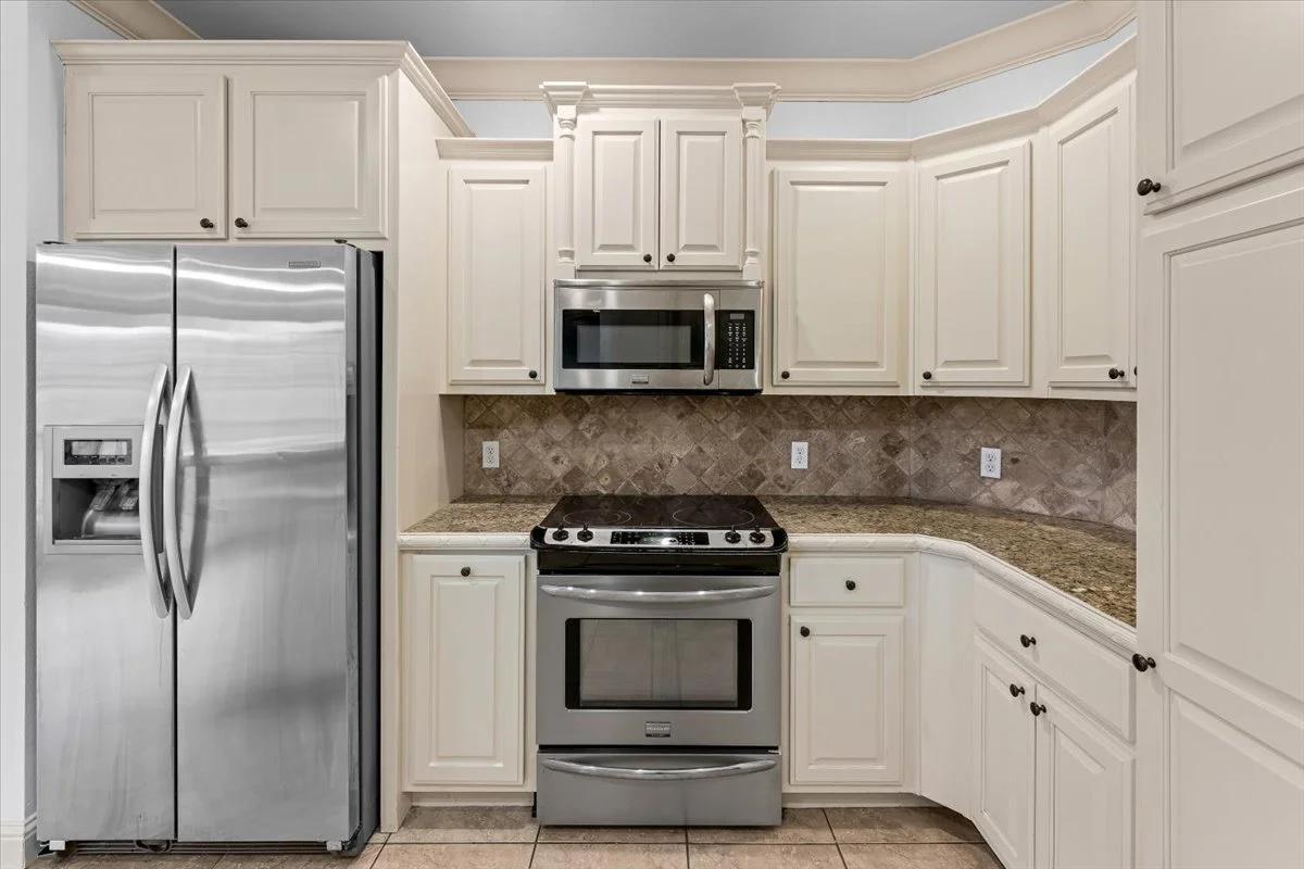 18-DP - 4334 E Oakmont Dr - 18.jpg