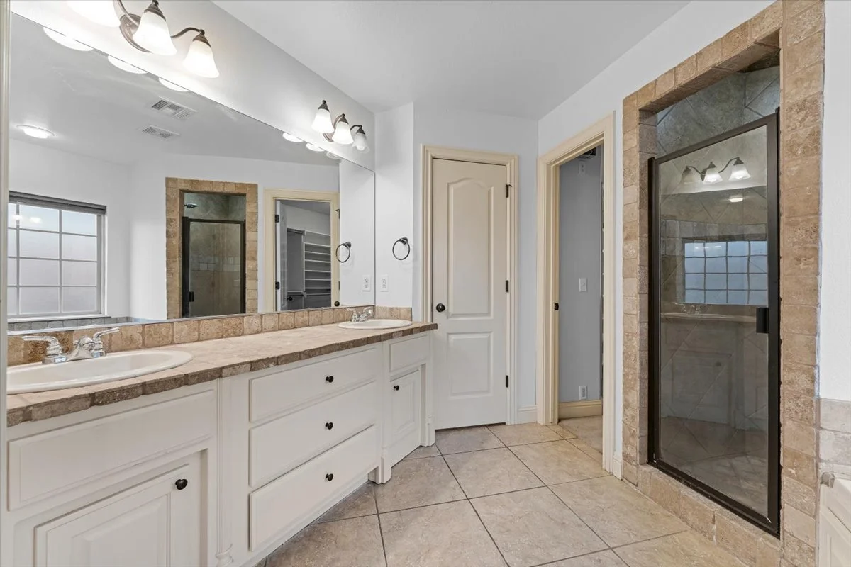 24-DP - 4334 E Oakmont Dr - 24.jpg