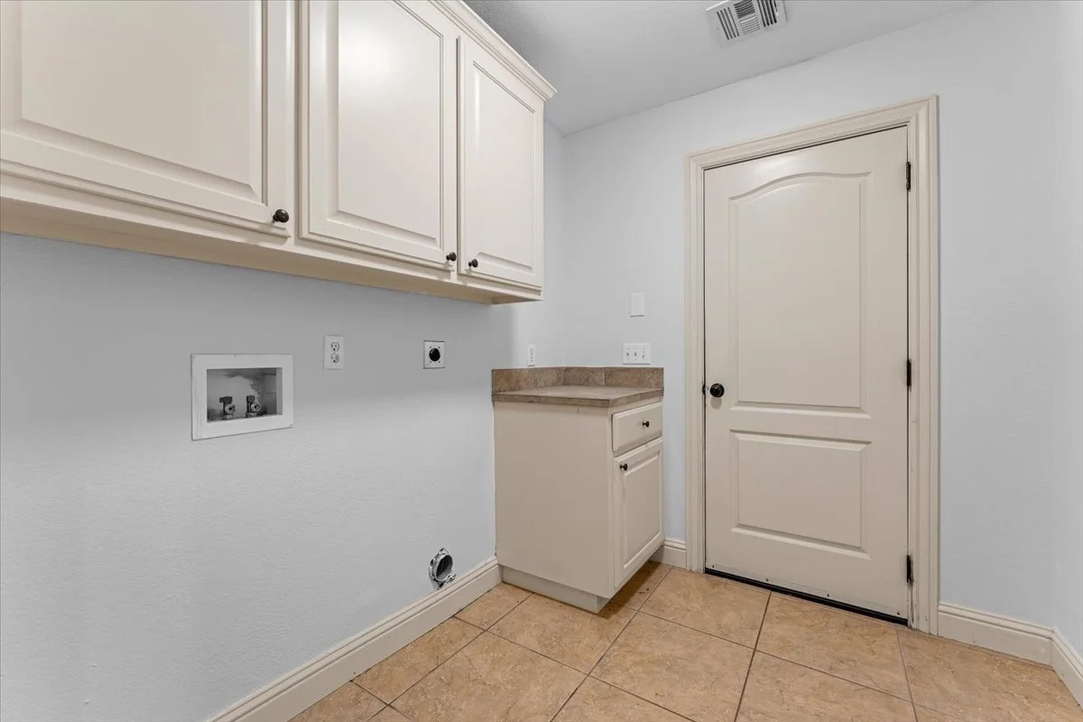 21-DP - 4334 E Oakmont Dr - 21.jpg