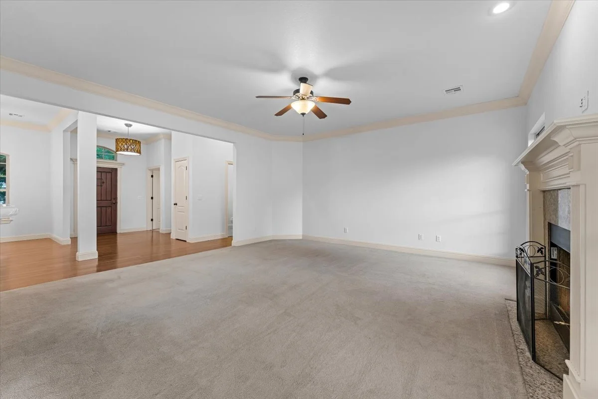 15-DP - 4334 E Oakmont Dr - 15.jpg
