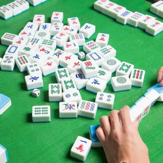 somedays-apres-mahjong-park-city-card-BebuKNlI.webp