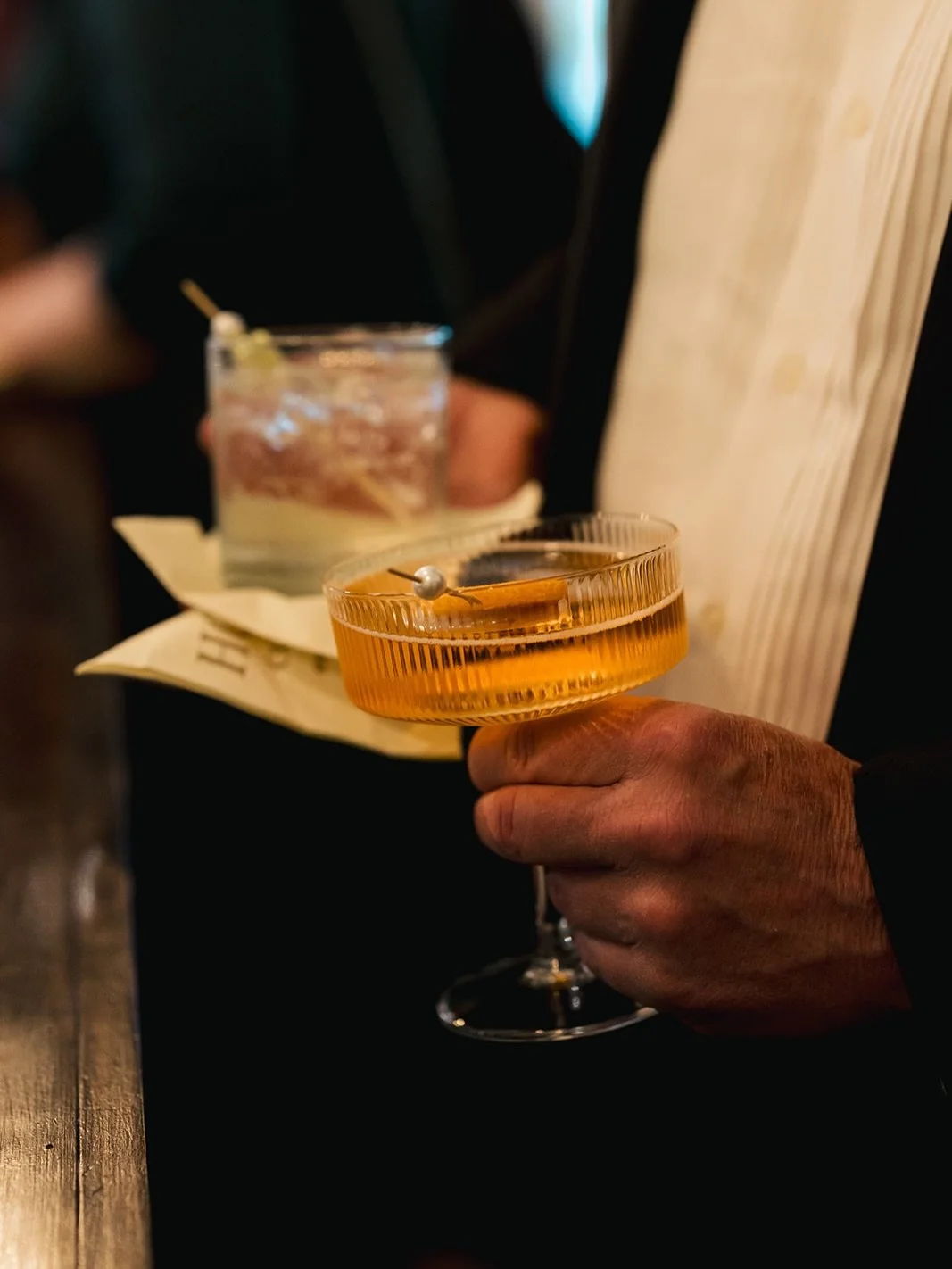 Every celebration deserves a signature sip 🍸

From handcrafted cocktails to seamless service, our in-house bartending team keeps the drinks flowing so you can stay focused on making memories. Cheers to a night worth celebrating!

Photographer: @maci