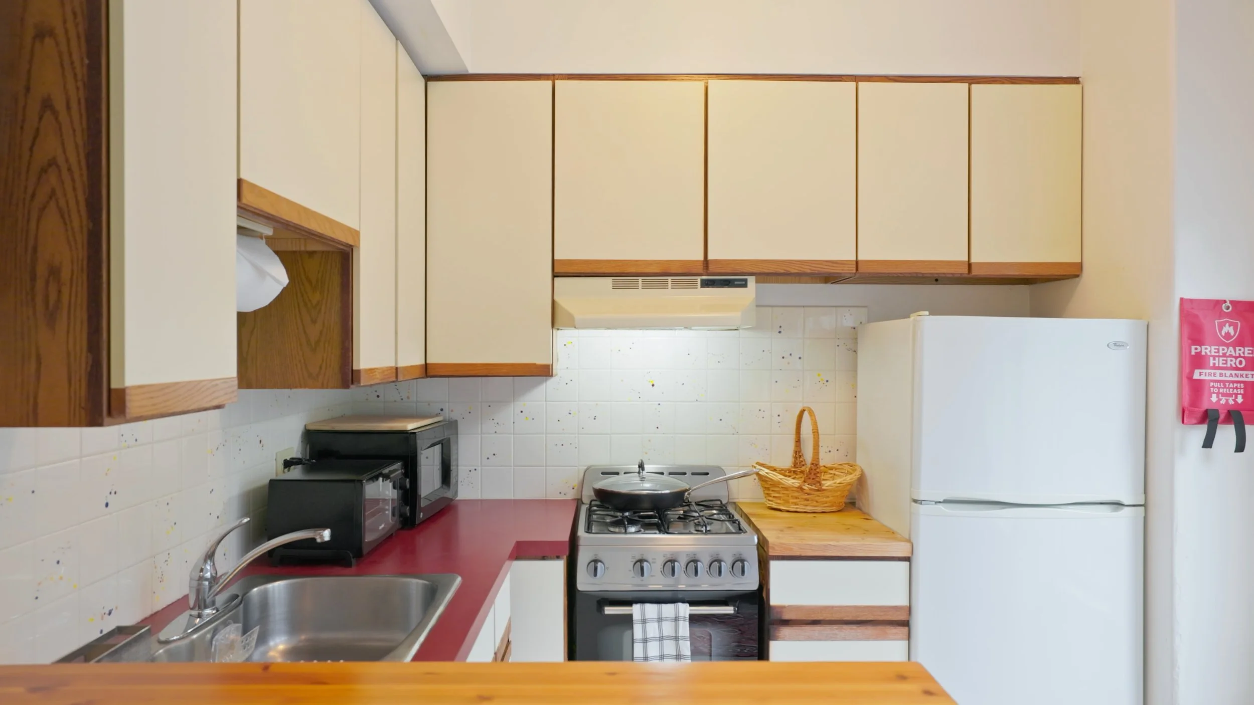 Unit1-26-Kitchen.jpg
