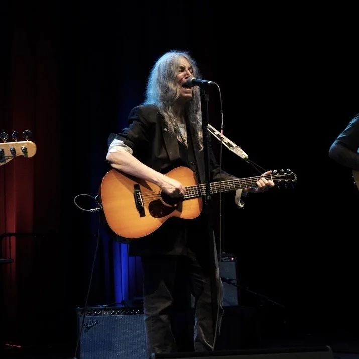 Patti Smith Trio pays tribute to rock legends, emulates ’70s punk era at the Fremont Theater
