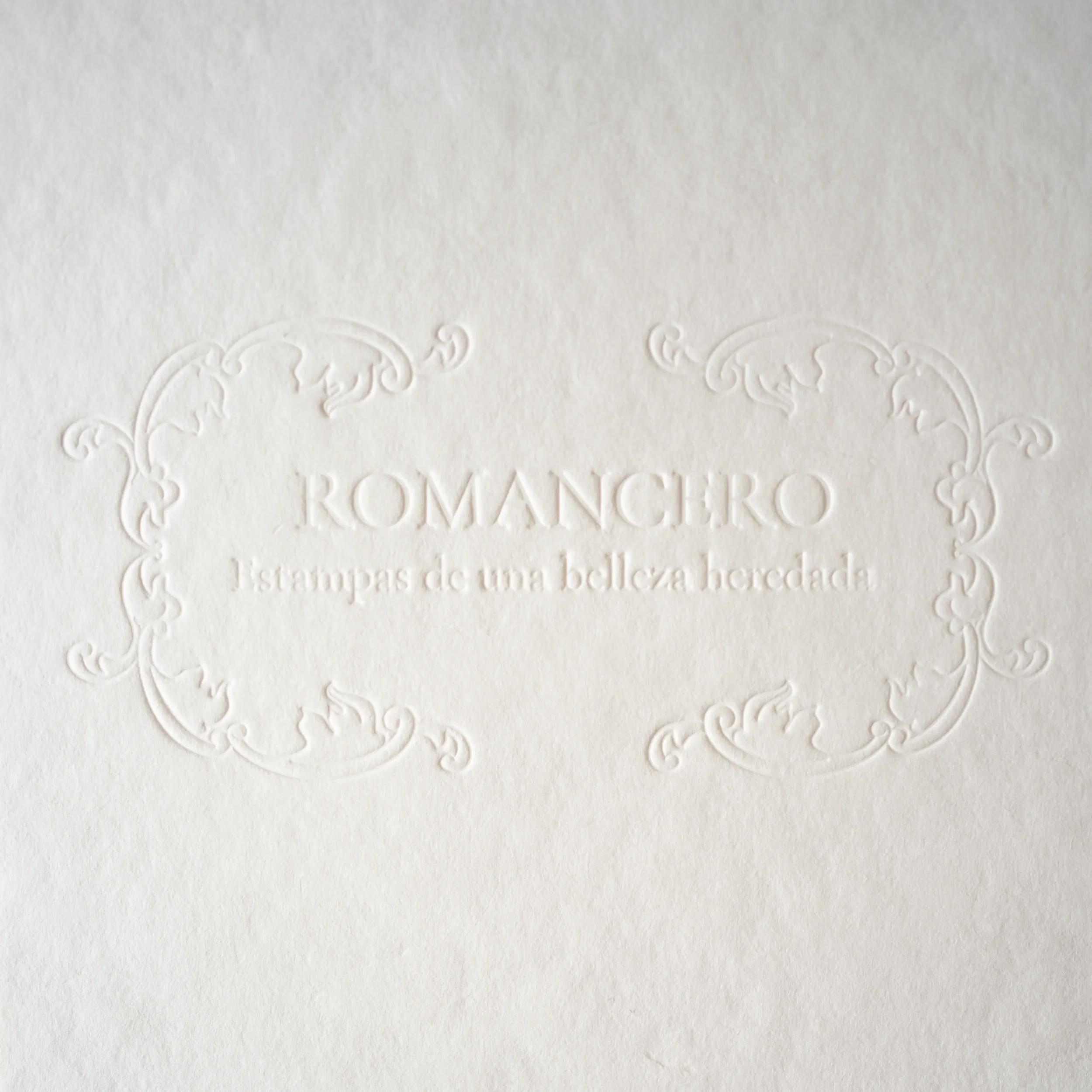 ###CARRUSEL### | ROMANCERO | Alhaja Cult Store | 2025 | Publicación autoeditada por la marca Alhaja Cult Store que busca reunir las obras de diferentes fotógrafas andaluzas para reivindicar el folclore, identidad y belleza de Andalucía