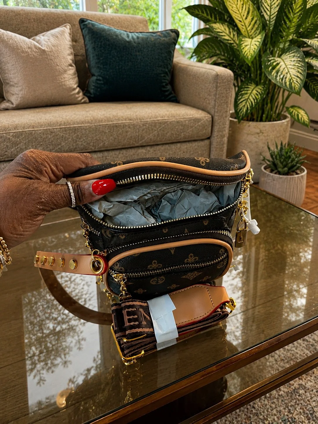 Petite Chocalate Bum Bag.JPG