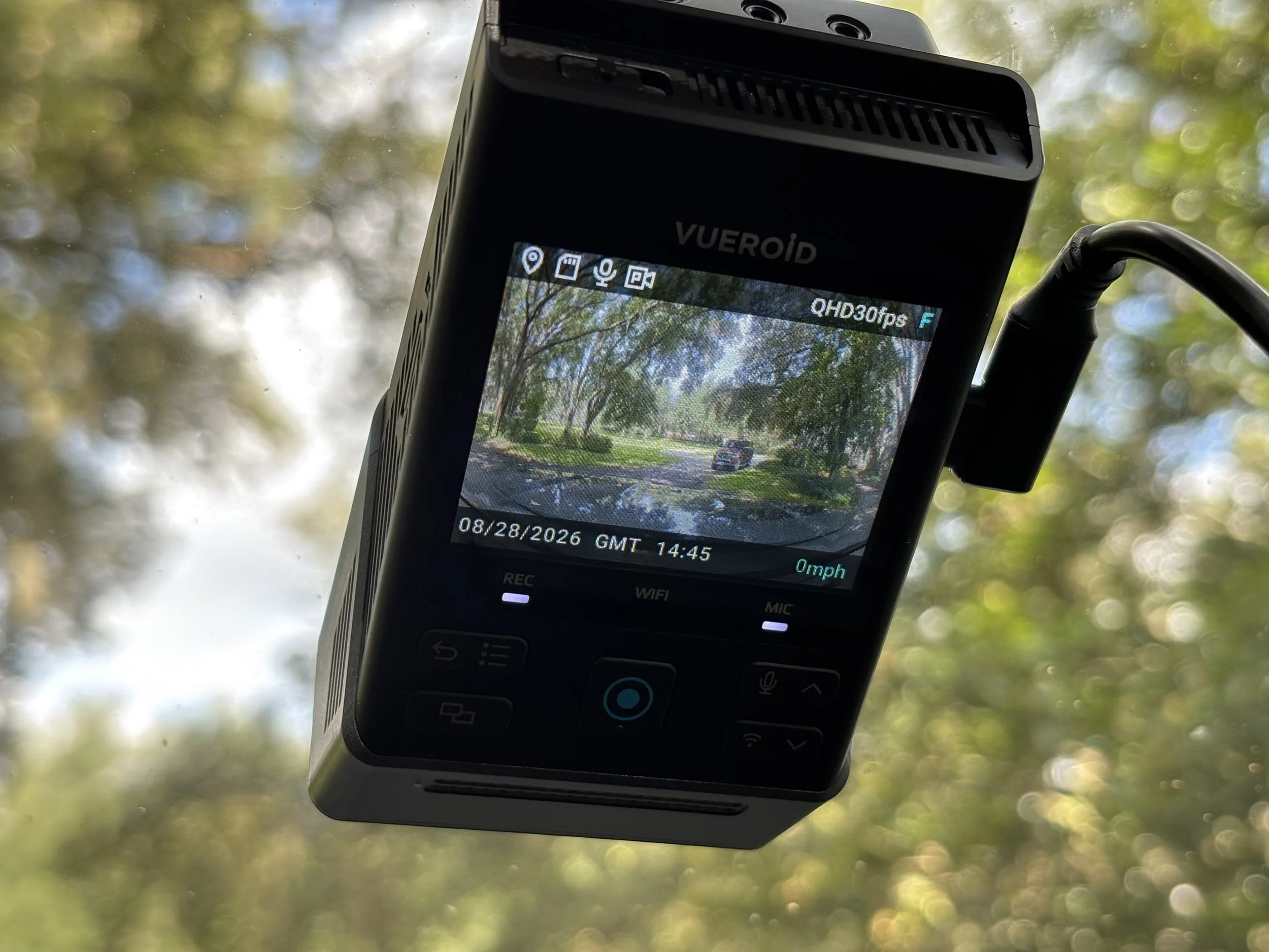 VUEROID S1 QHD Infinite Review: Better Design Than RedTiger, Viofo and Thinkware?