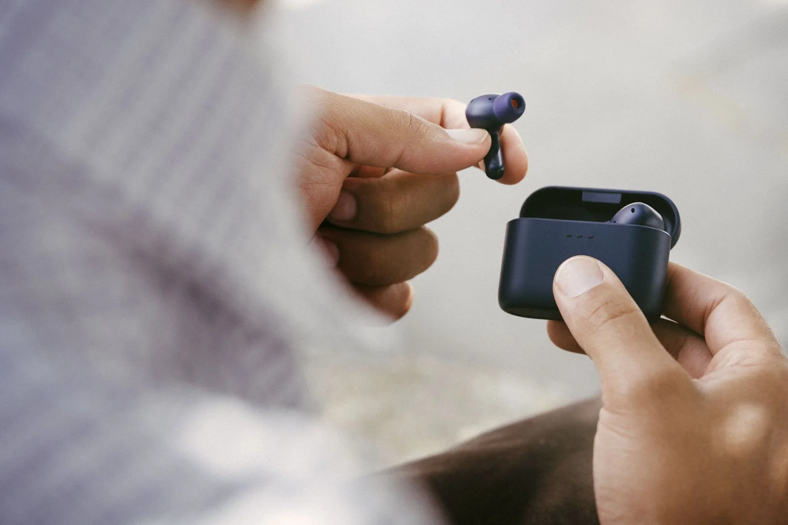 Cambridge Audio Unveils Melomania A100 SE Earbuds With Dolby Audio and a New Blue Finish