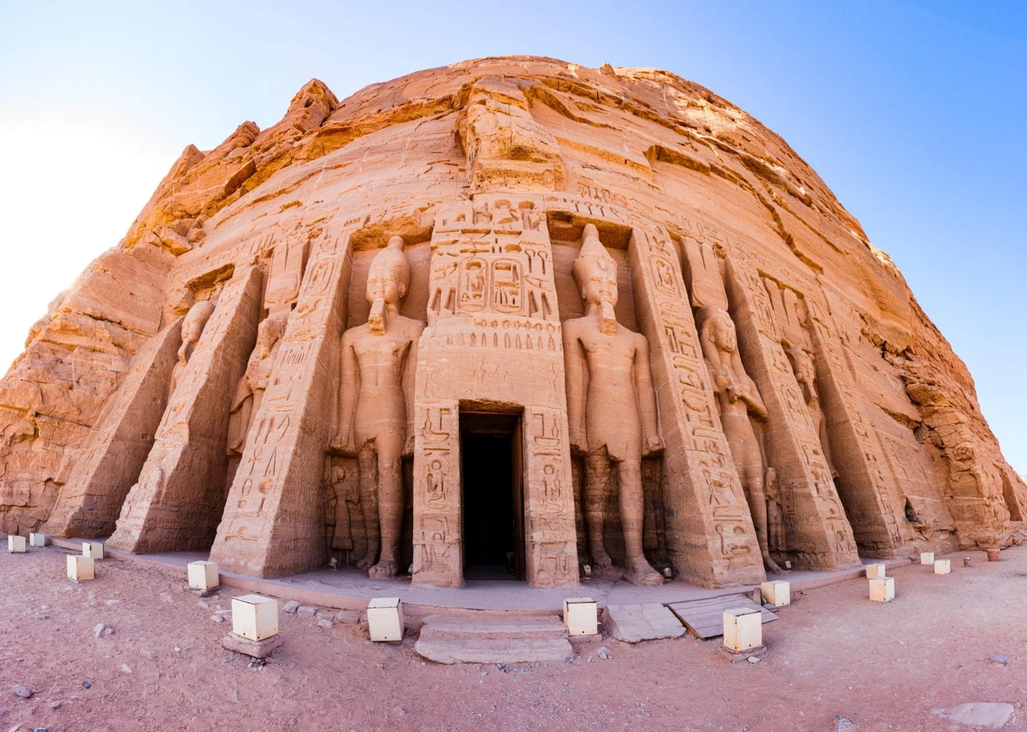 nefertari-temple-abu-simbel-facade.jpg