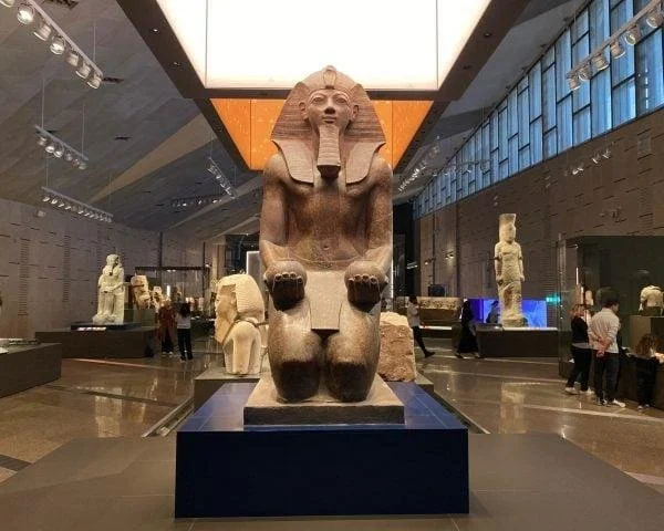 hatshepsut-kneeling-statue-granite-museum.jpg