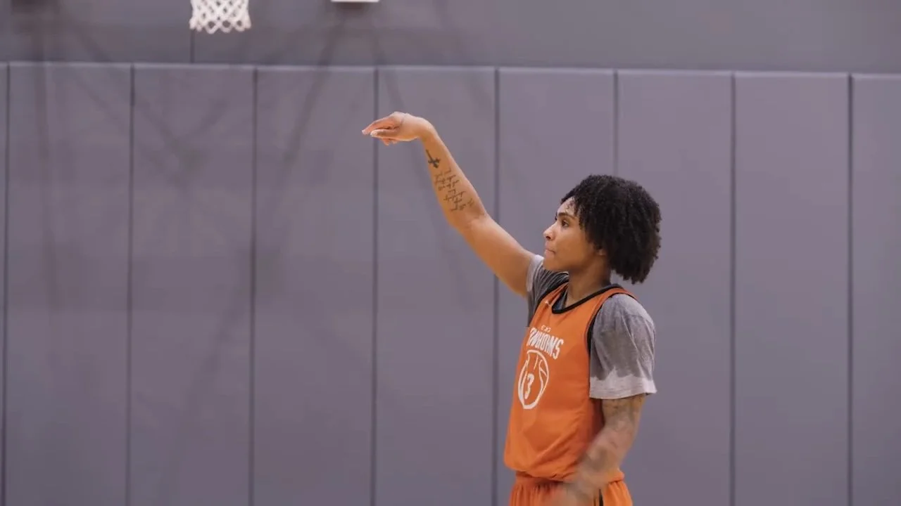 CBS: UT Women's Basketball Team