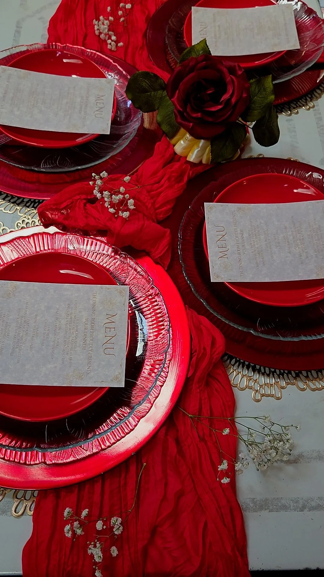 Cute table setting for the belle of her ball. 