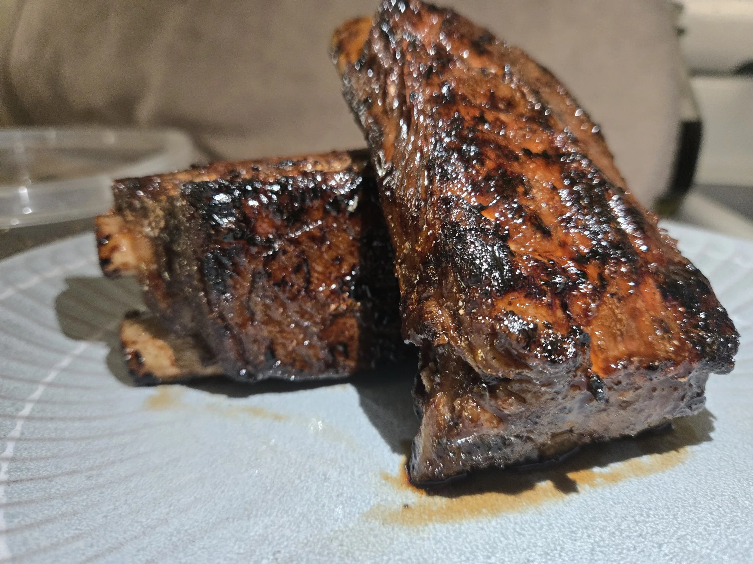Rib plate