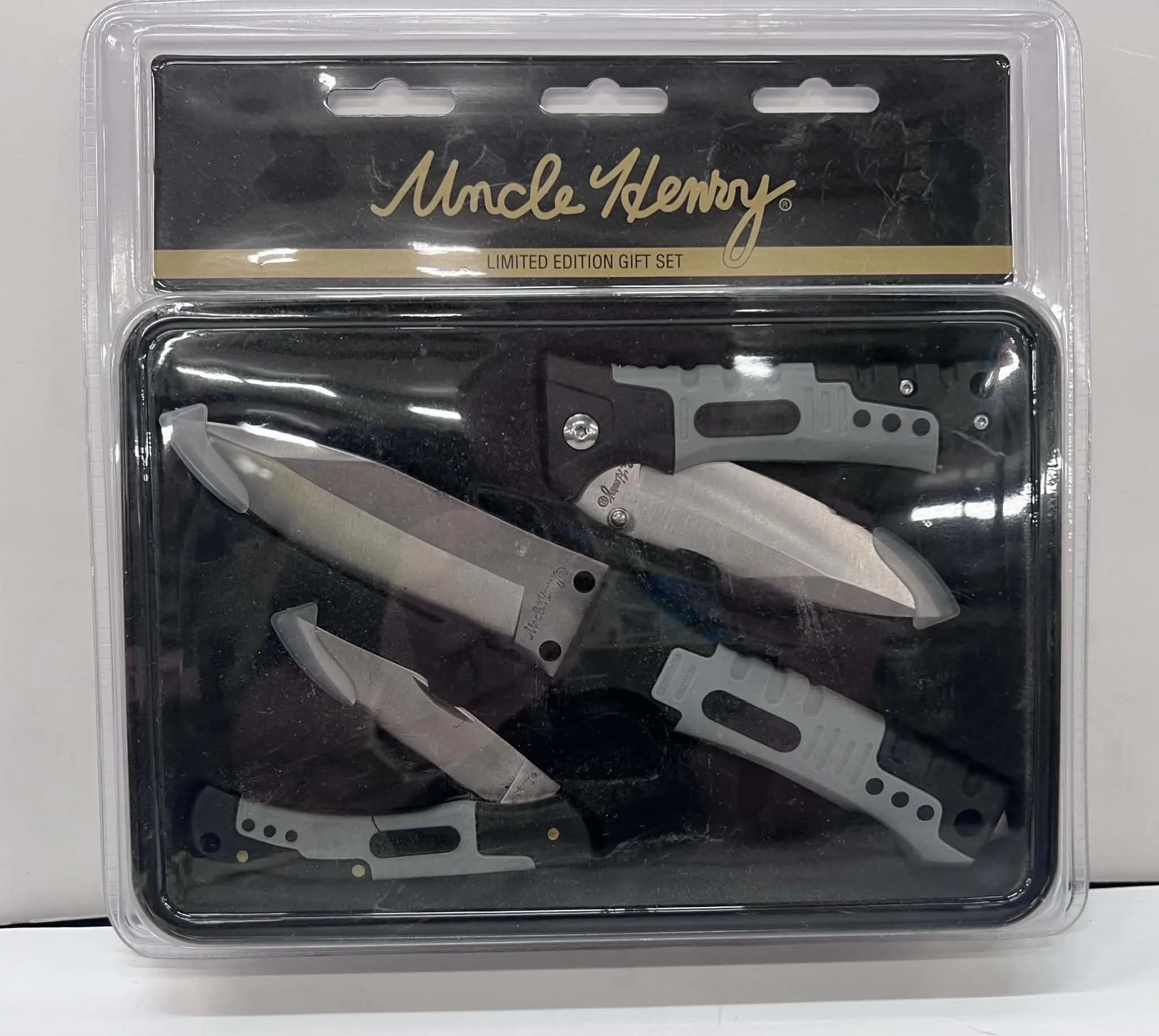 Uncle Henry Limited Edition Knife Gift Set