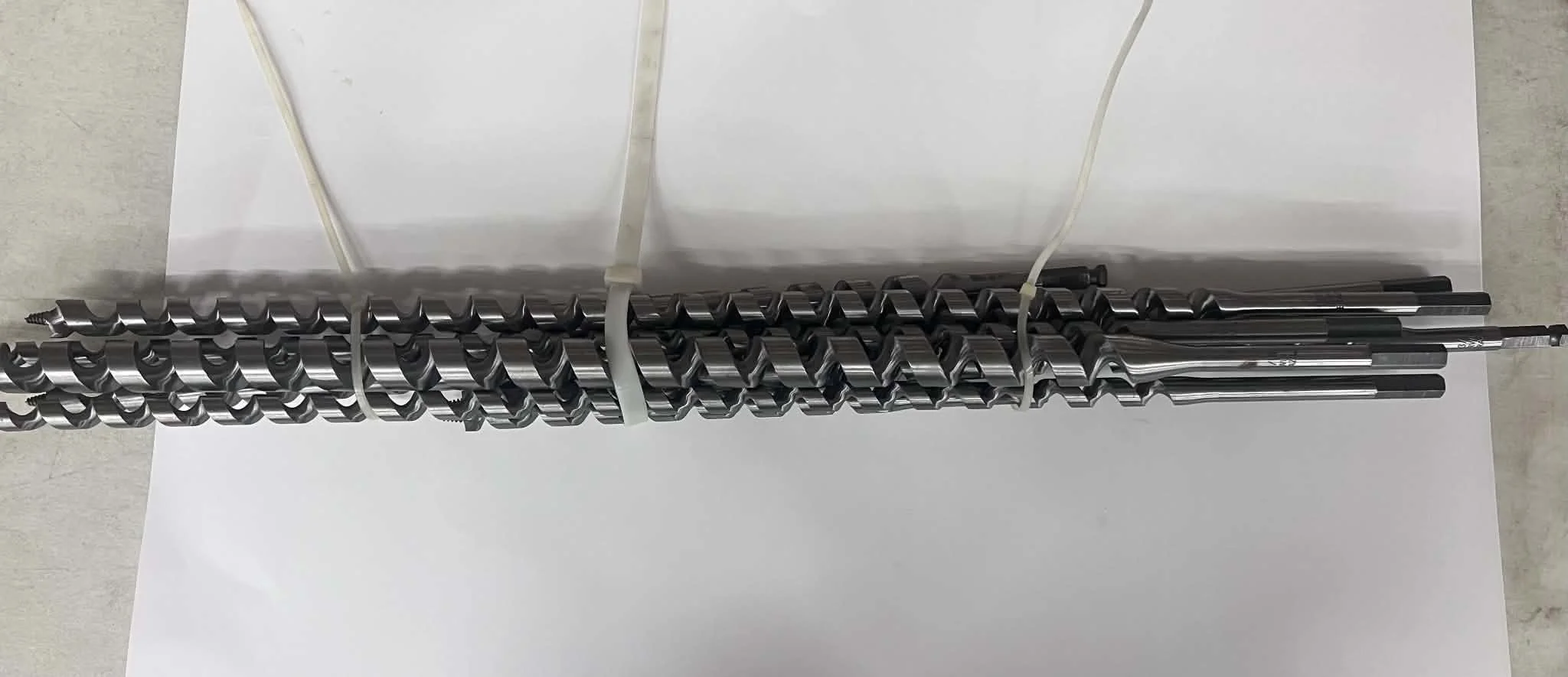 10pc Diff Sizes Drill bit 40.jpg