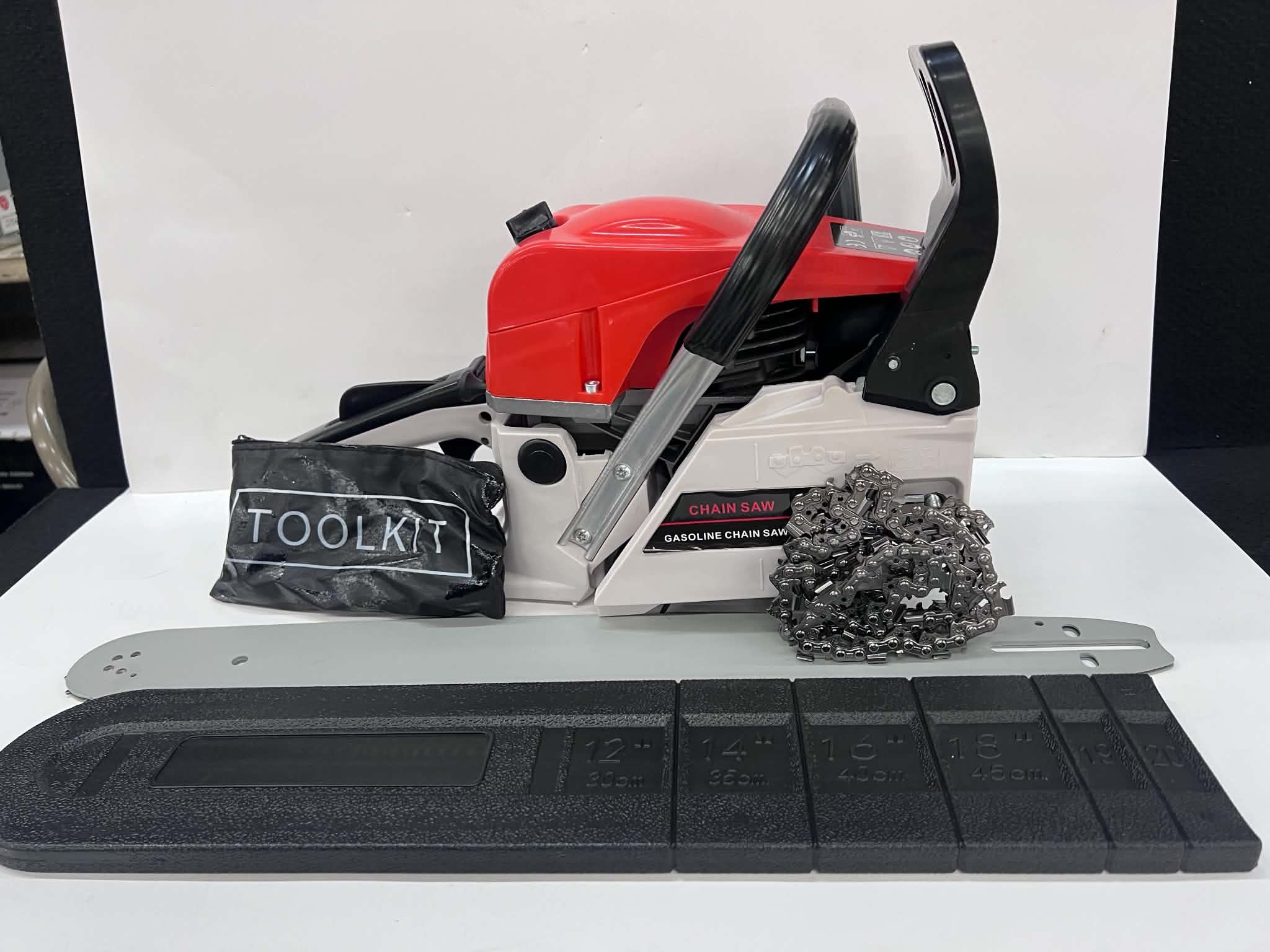 Versatile Gasoline Chain Saw with Toolkit and Multiple Chain Sizes