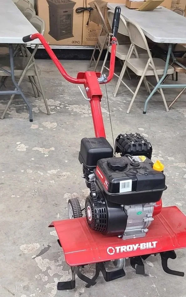 Troy-Bilt+Front+Tine+1.jpg