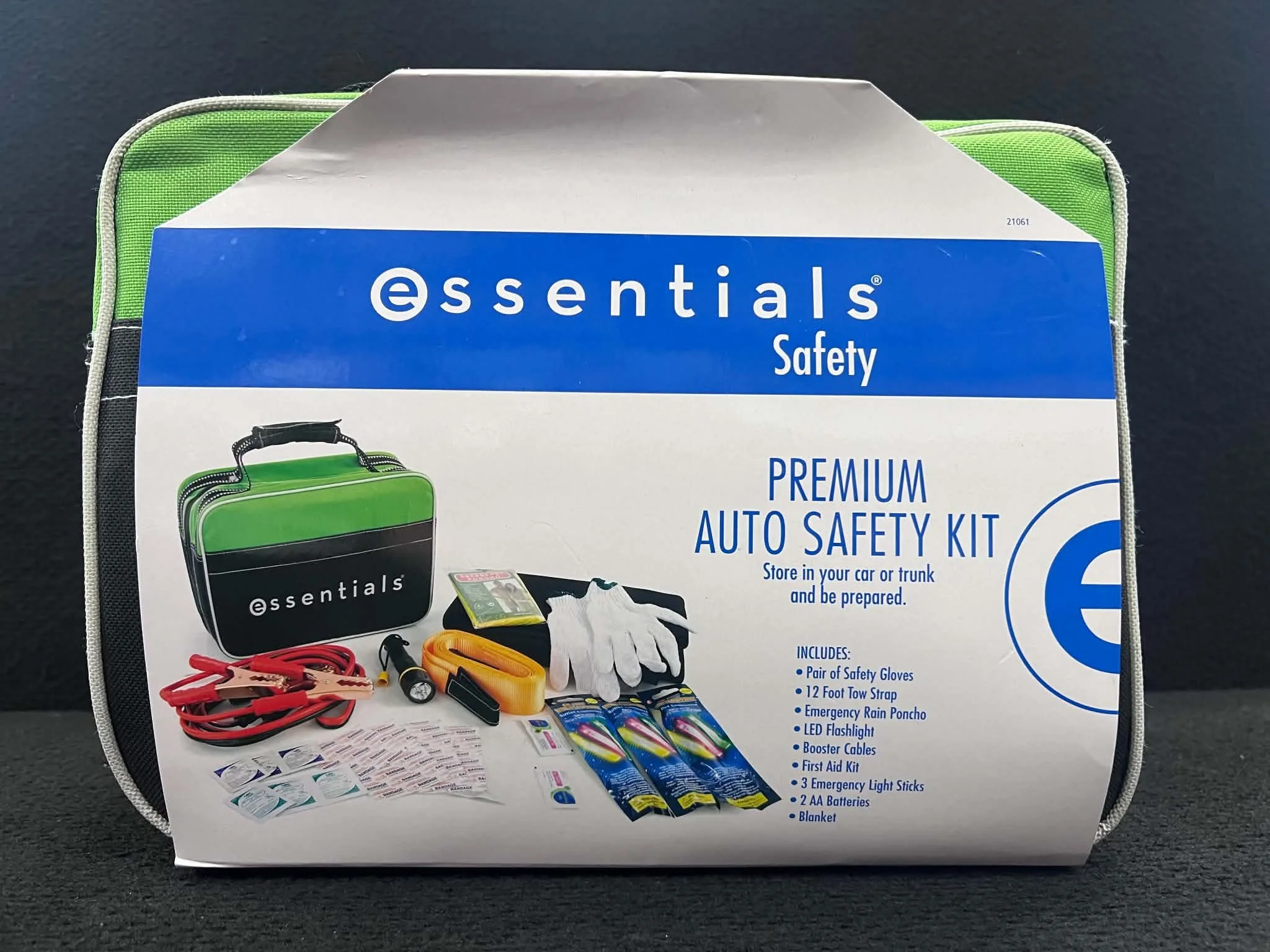 Essentials Premium Auto Safety Kit