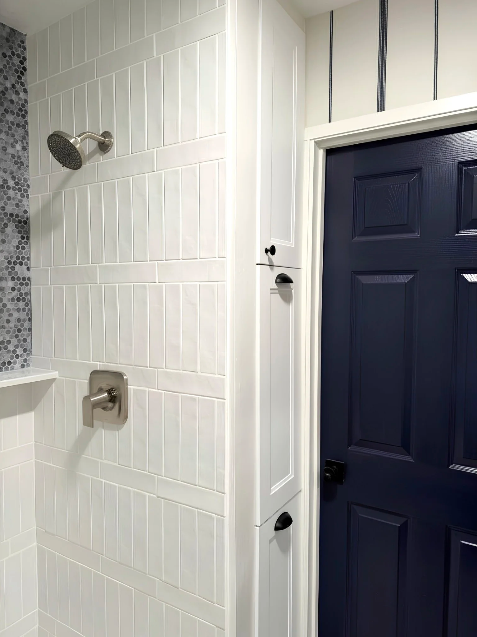 Lake House Main Bathroom Shower with Custom Pull-out Storage