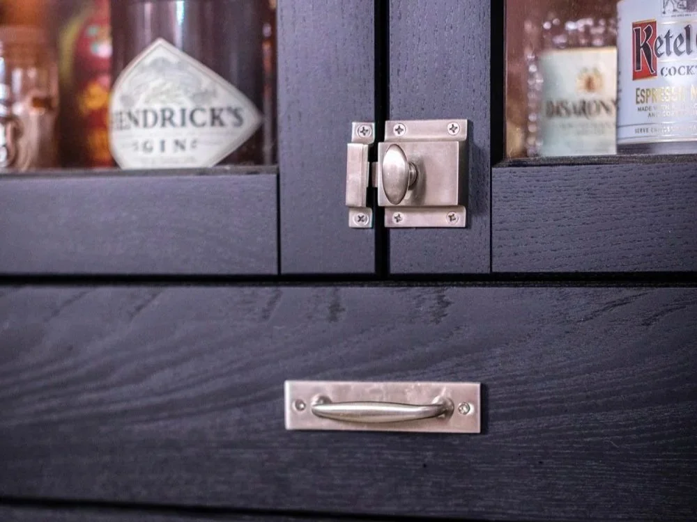 Cabinet Hardware Detail