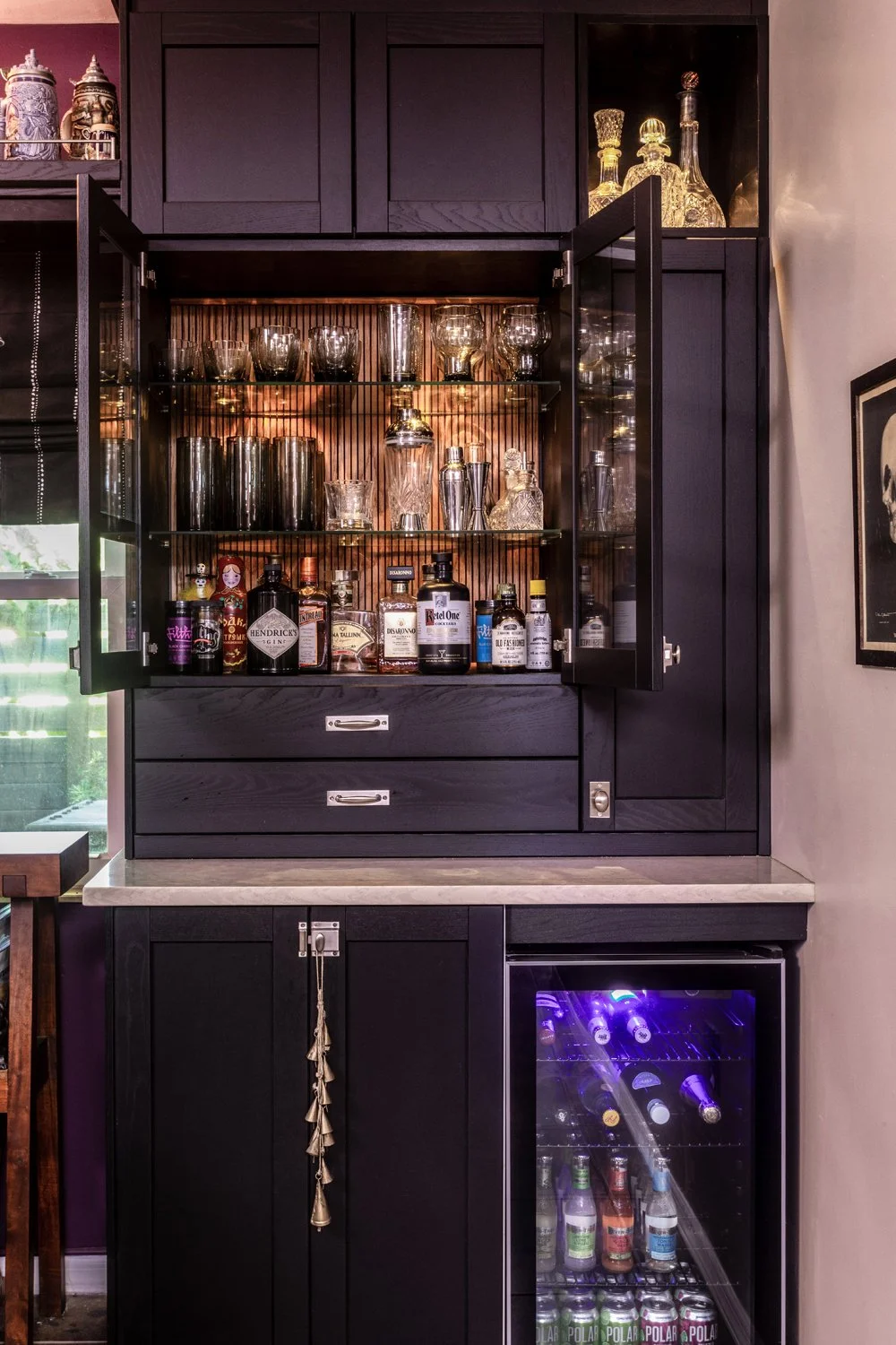 Custom Bar