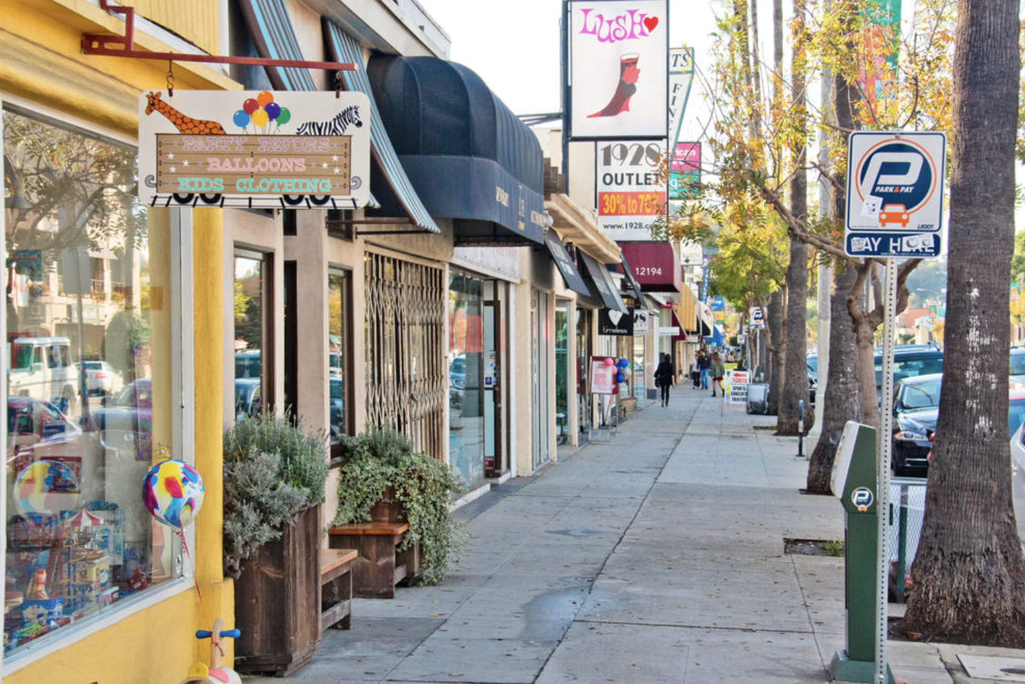 Studio City Walkability: Which Pockets Are Worth Paying For