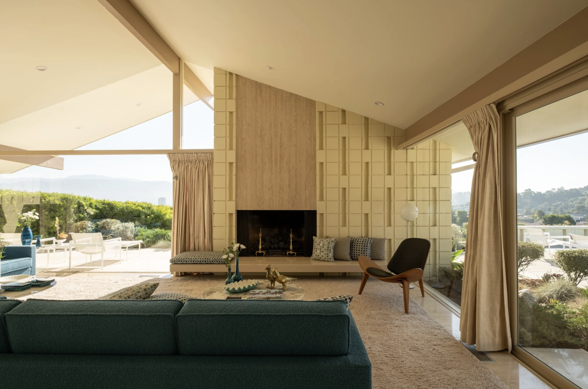 The Basin Residence: Studio City's quiet Benton and Park landmark