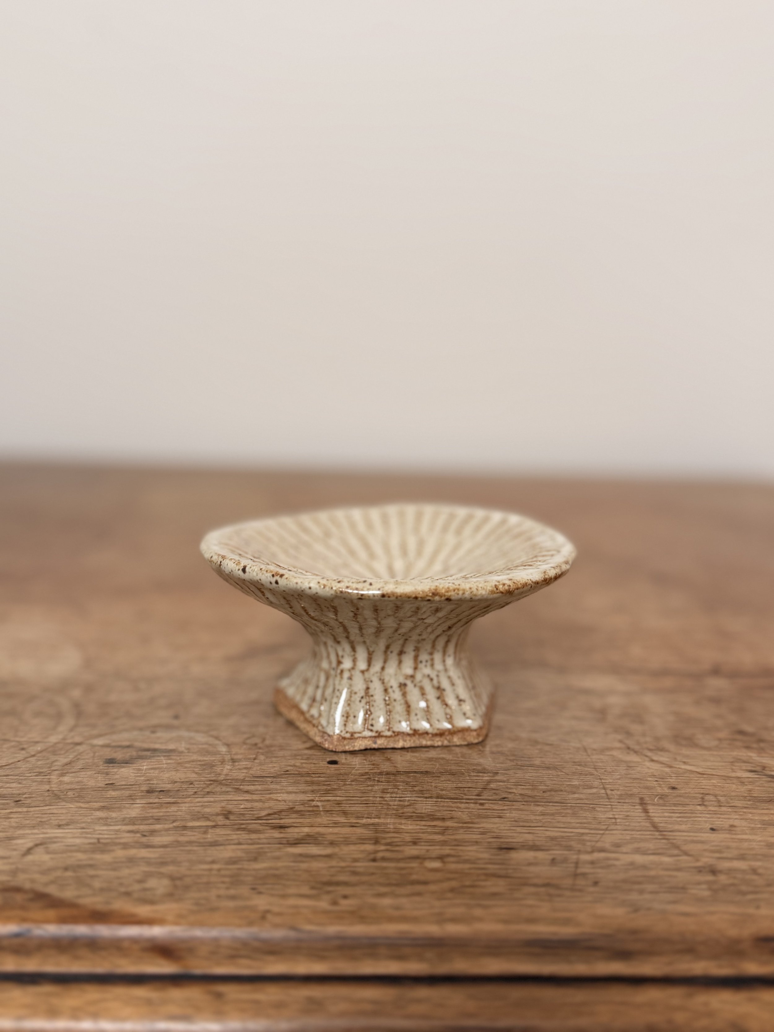 Chip Chip Trinket Dishes