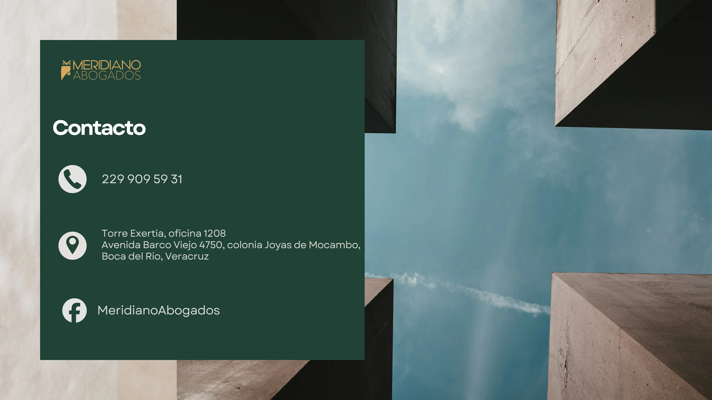 Información de contacto y redes sociales de Meridiano Abogados en un diseño con fondo de edificios modernos y cielo
