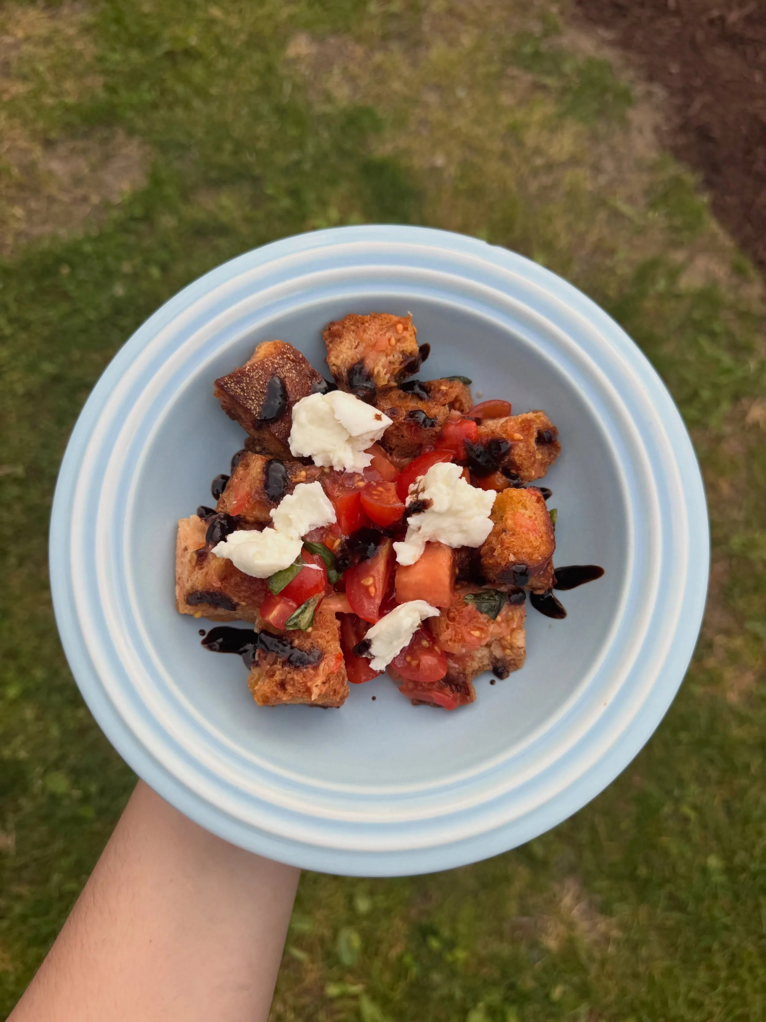 first 3-course dinner!

one of the last assignments for culinary school was to choose and cuisine then plan and execute a three course dinner party💃 I chose the central region of Italy and built the menu from there! Was so fun to cook my menu and pl