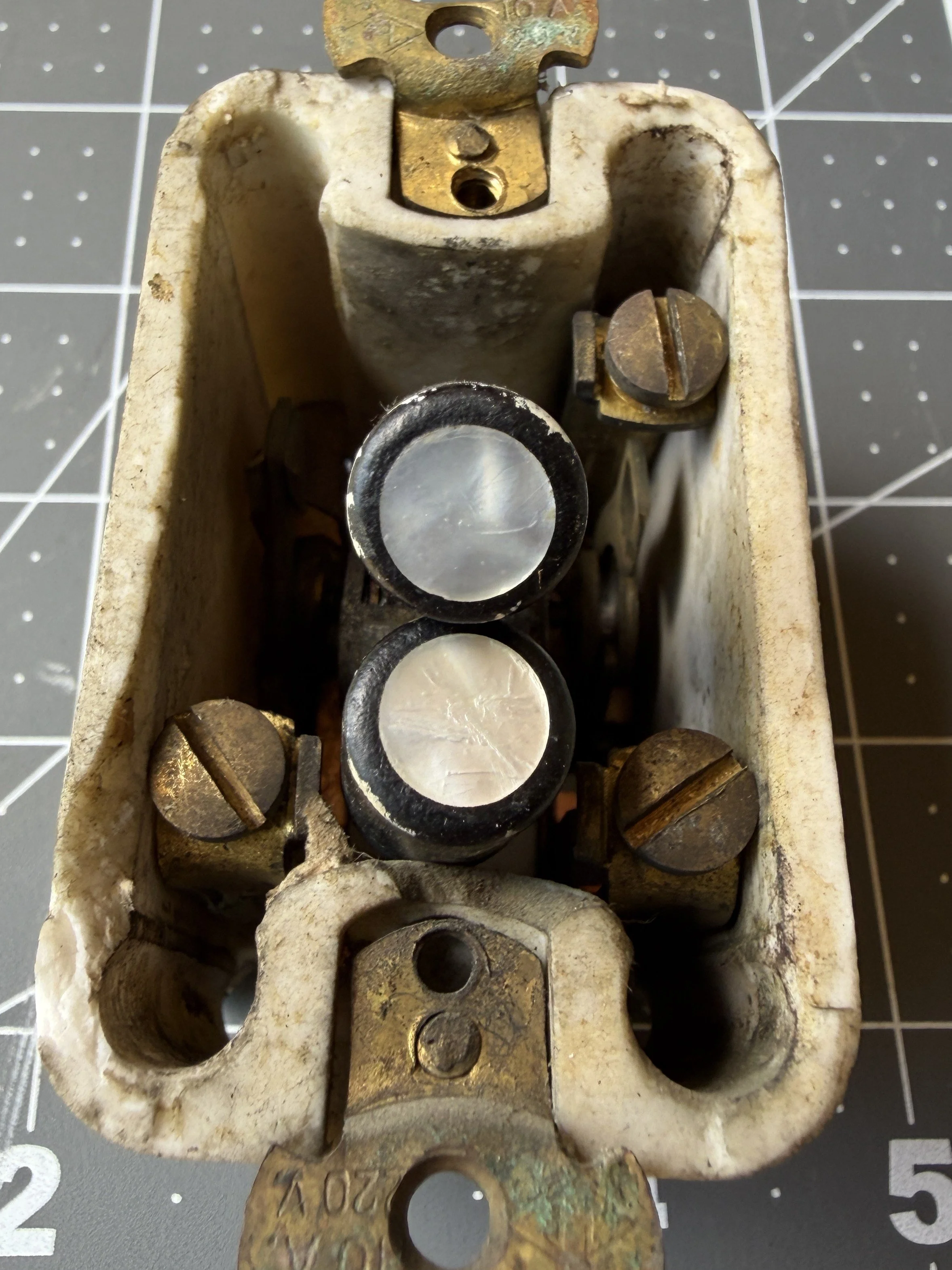 2601-65G_4.JPG
