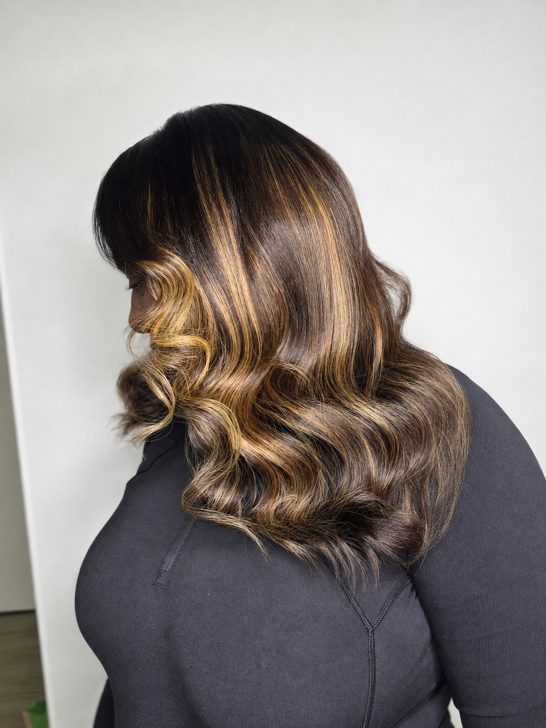 Dimensional bronze Brunette