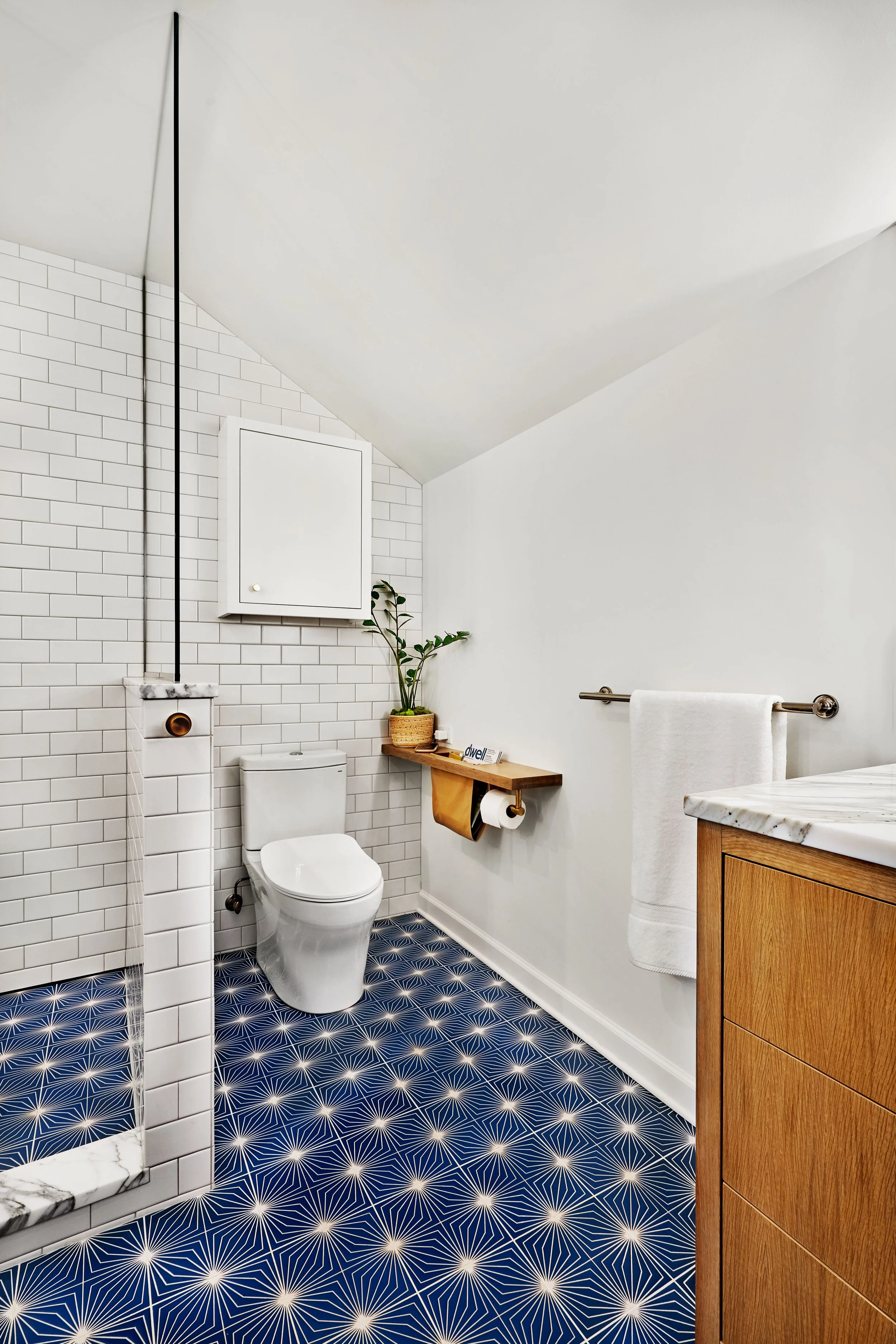 33_Lord_Crouch_bath_01089_v4.jpg