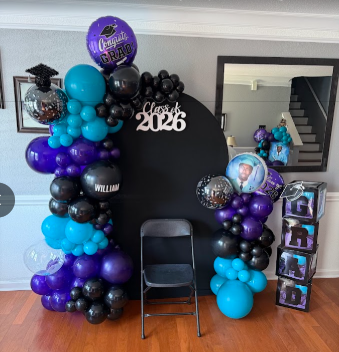 Single Backdrop w/ Balloon Garlands- Starting at $250