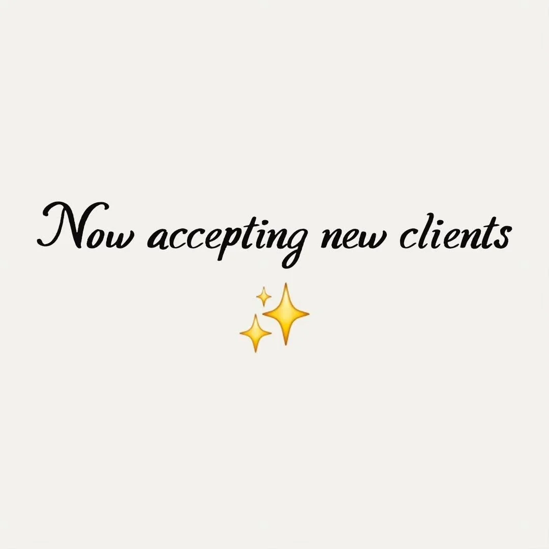 New clients are always welcome here at HairCraft. For any first time color clients, I ⚡️REQUIRE⚡️ an in-person consultation not only for clear communication of goals, but also to perform a skin allergy patch test along with a strand test. Both of the