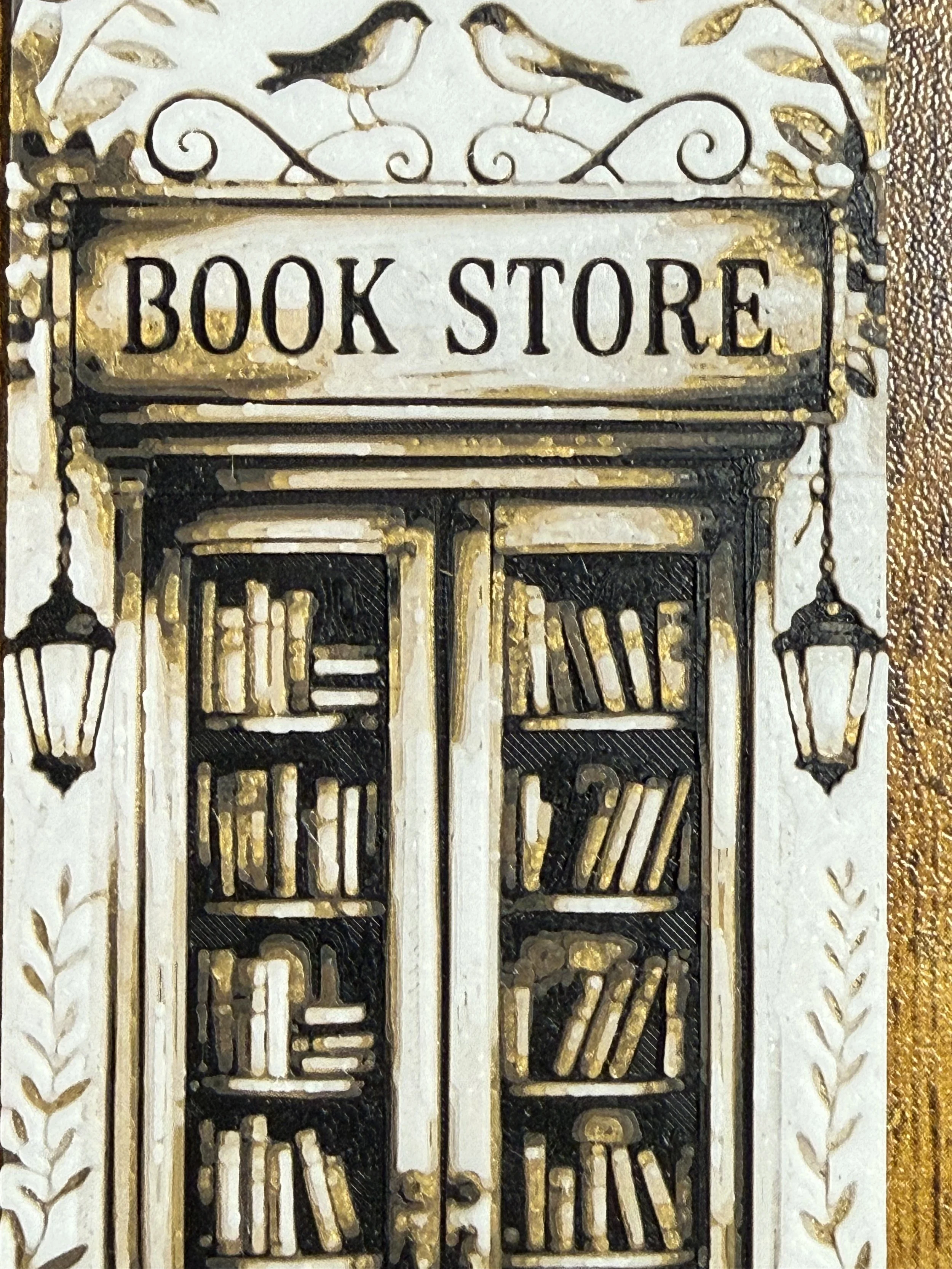 Book_store_closeup.jpeg