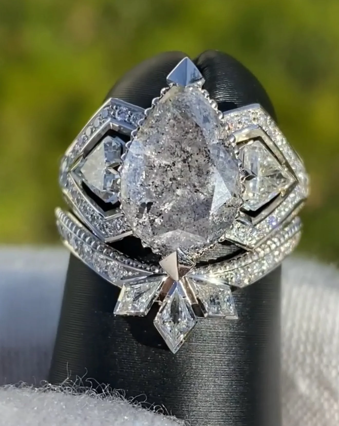 WOMENS ENGAGEMENT RINGS
