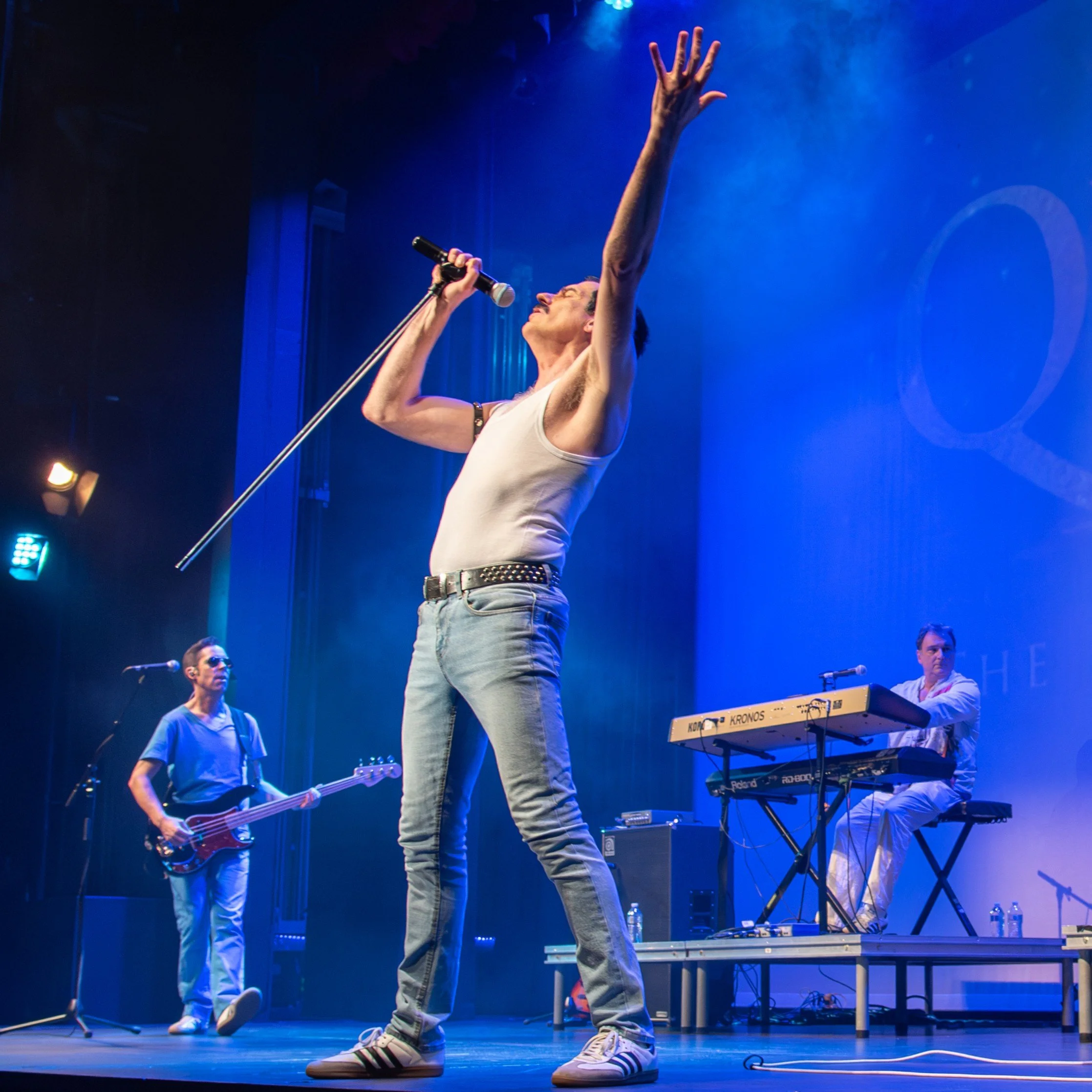 QUEEN ROCKS: Royal Rhapsody Tour
