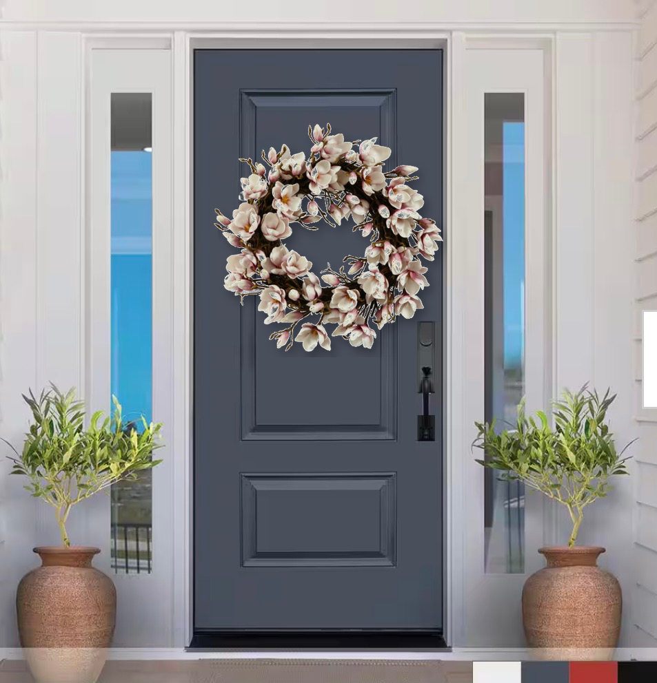 wreath_on_door.png
