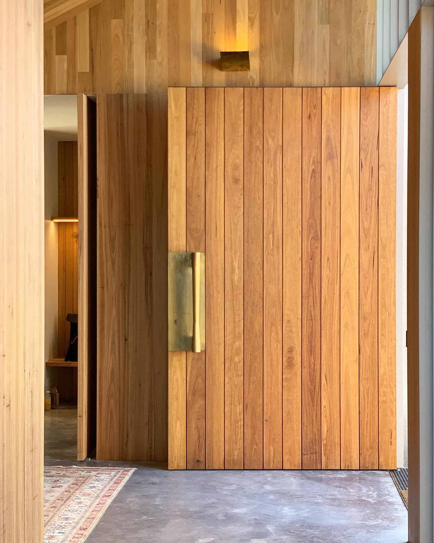 The finishing touches on our Snowy Monaro project. The main entry space sets the tone of the country house with Blackbutt timber ceilings, wall paneling and door with a custom designed brass handle. We have reached a momentous milestone for the proje