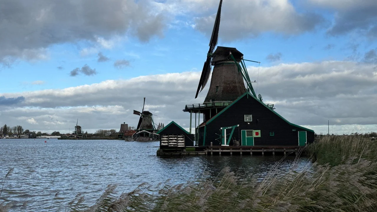 Lessons from Dutch Windmills: The Iterative Path to Unlocking AI’s Full Business Potential