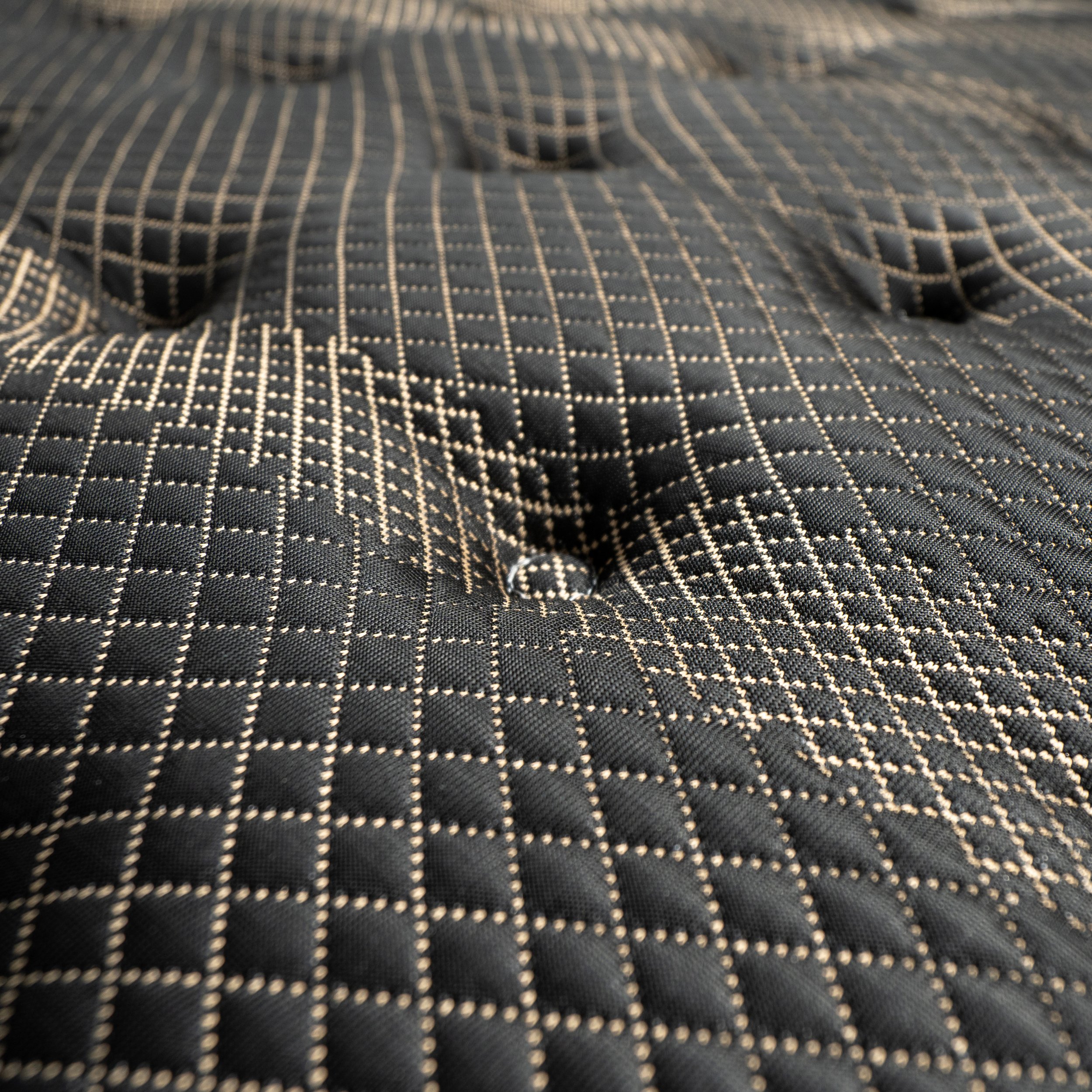 Midnight_Cali_Fabric2.jpg