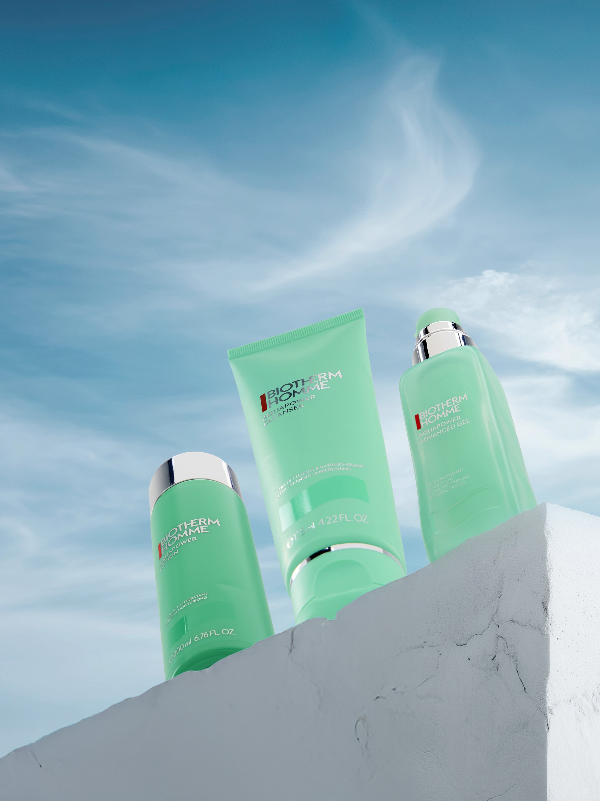 low_angle_aqpur_gel_cleanser_v2.jpg