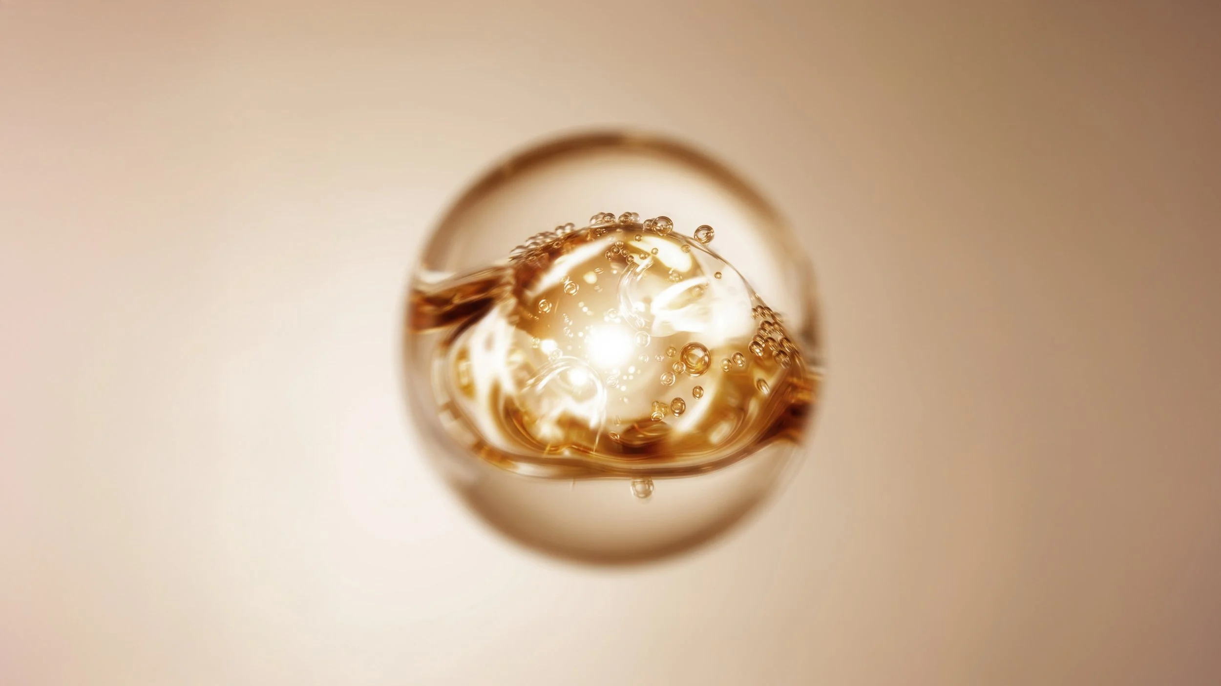 HA_03_beige_motion blur_16x9.jpg