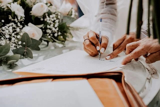 Elopement | Micro-Ceremony