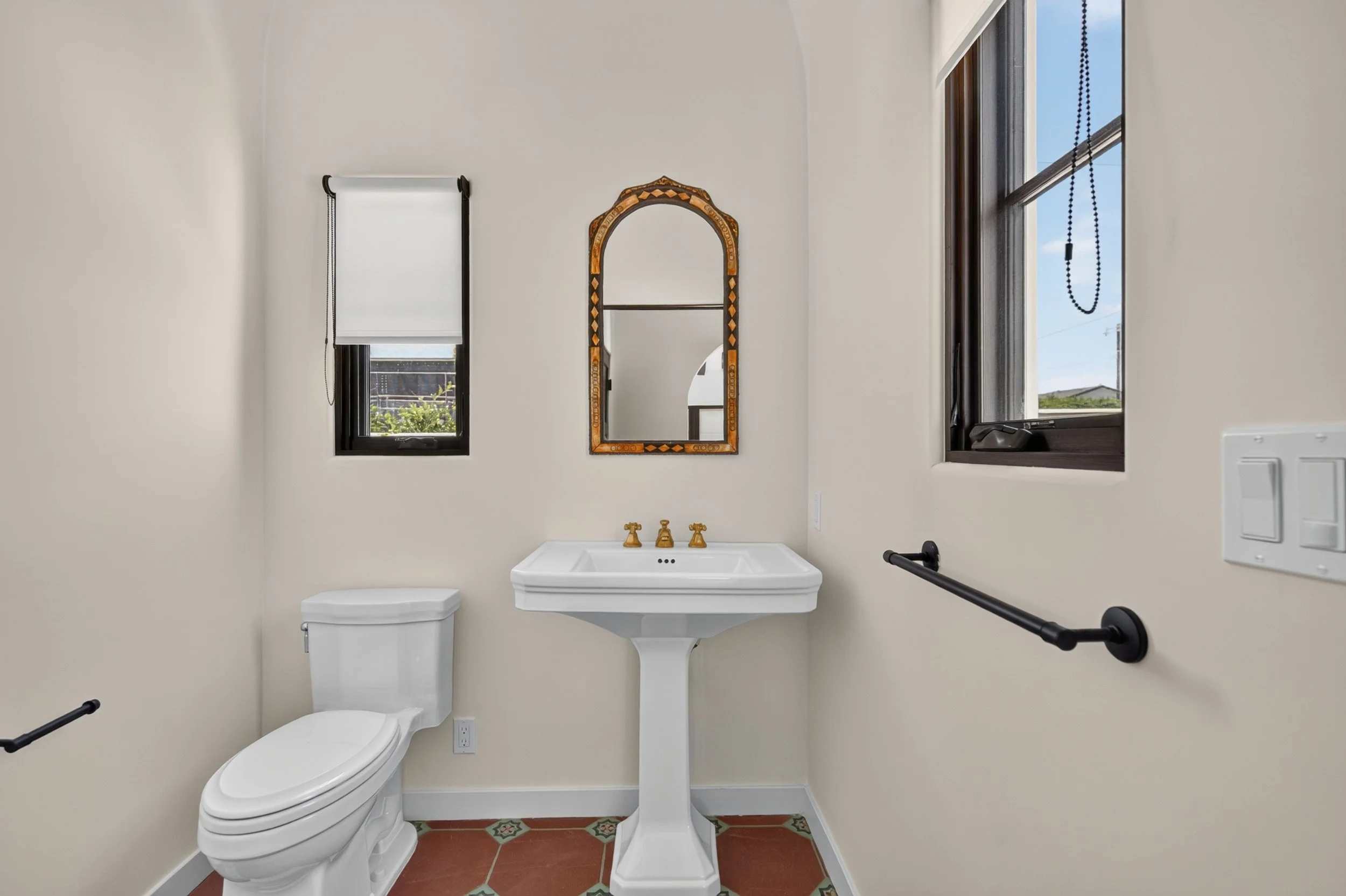 Iliff_CLM_GuestBathroom_001.jpg