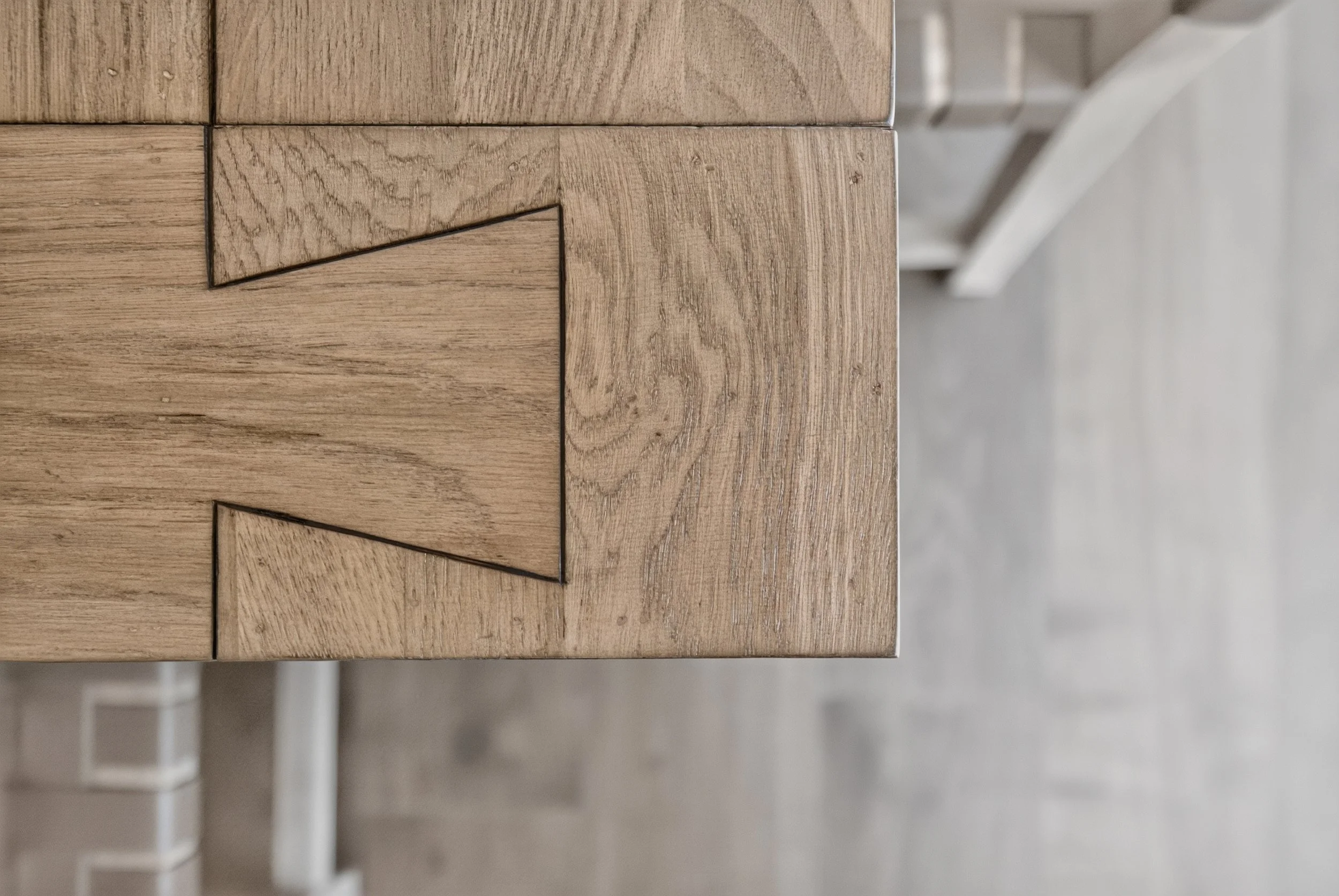 Iliff_CLM_TableDetail_002.jpg