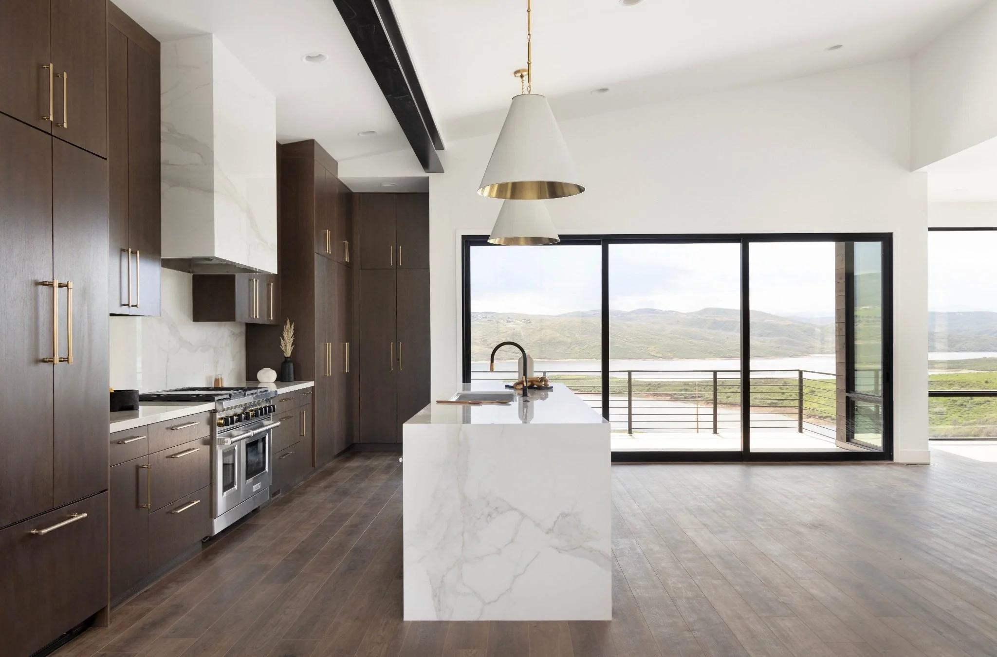 greenlaw-park-city-modern-mountain-retreat-25-web.jpg