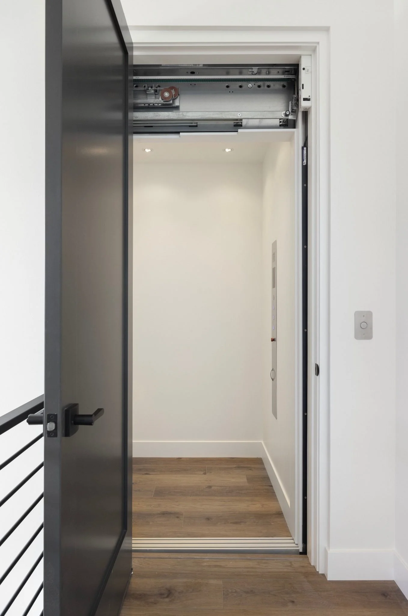 greenlaw-park-city-modern-mountain-retreat-40-web.jpg